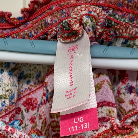 No boundaries multicolor crinkle top size large 11 to 13 - Picture 3 of 3